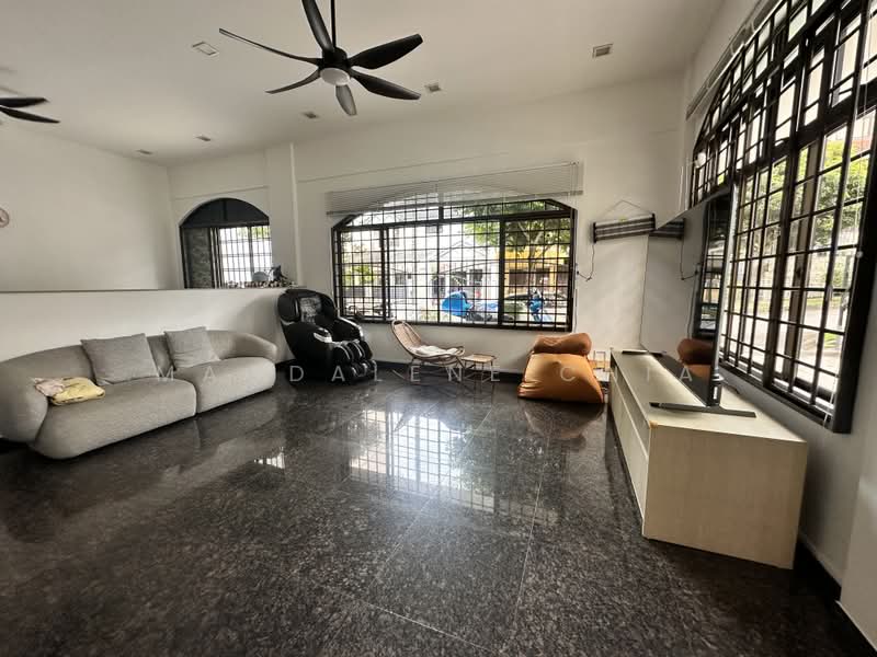 Mayflower Gardens, Mayflower Drive, 5 Bedrooms, 2,800 sqft, Semi-Detached House For Sale, by Magdalene Chia, 500130150 - Living Room - PropertyGuru.com.sg