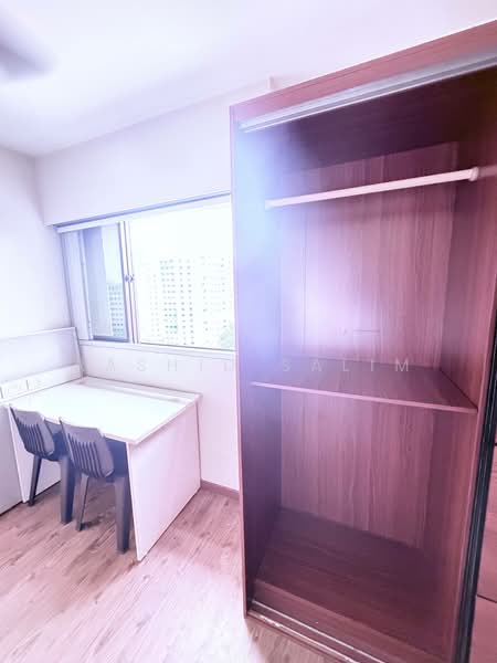 402 Bedok North Avenue 3, 402 Bedok North Avenue 3, Room Rental, 107 sqft, HDB Flat For Rent, by Rashid Salim, 500130152 - Study - PropertyGuru.com.sg