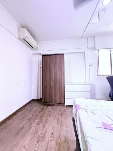 402 Bedok North Avenue 3, 402 Bedok North Avenue 3, Room Rental, 107 sqft, HDB Flat For Rent, by Rashid Salim, 500130156 - Bedroom - PropertyGuru.com.sg