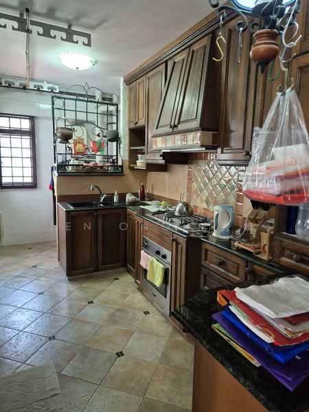 588A Montreal Drive, 588A Montreal Drive, 3 Bedrooms, 1,200 sqft, HDB Flat For Sale, by Jen Ong 王秀嬌, 500130160 - Kitchen - PropertyGuru.com.sg