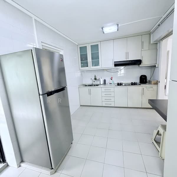 602 Woodlands Drive 42, 602 Woodlands Drive 42, 3 Bedrooms, 1,270 sqft, HDB Flat For Sale, by Terrance Lim, 500130183 - Kitchen - PropertyGuru.com.sg