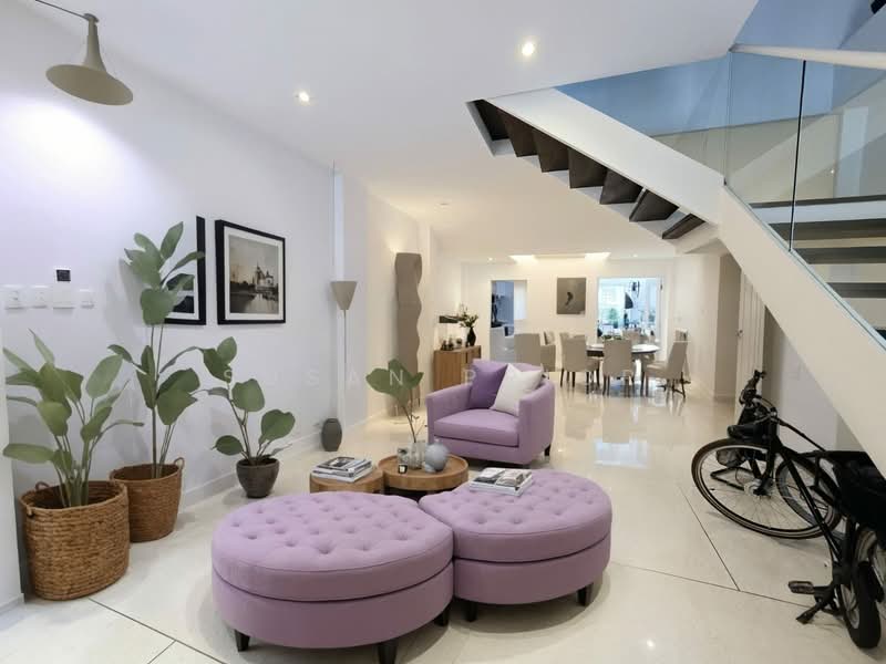 East Conservation Charmer, Joo Chiat Place Conservation House, 2 Bedrooms, 2,150 sqft, Conservation House For Sale, by Susan Prior, 500130211 - Living Room - PropertyGuru.com.sg