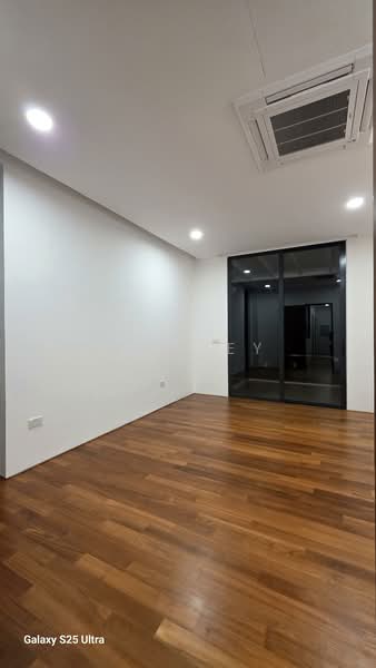 CHEAP BRAND NEW D5 LANDED!, WEST COAST ROAD, 6 Bedrooms, 5,022 sqft, Corner Terrace For Sale, by Shirley Lee, 500130222 - PropertyGuru.com.sg