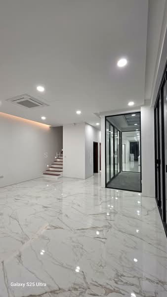 CHEAP BRAND NEW D5 LANDED!, WEST COAST ROAD, 6 Bedrooms, 5,022 sqft, Corner Terrace For Sale, by Shirley Lee, 500130222 - PropertyGuru.com.sg