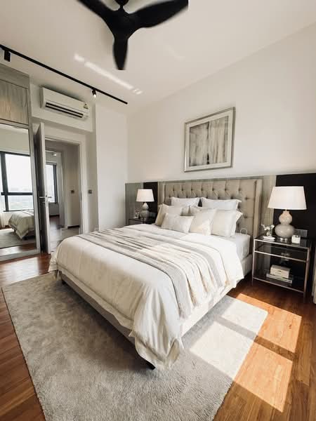 Kovan Residences, 5 Kovan Road, 4 Bedrooms, 1,765 sqft, Condominium For Rent, by Fidelia Yeo, 500130231 - Master Bedroom - PropertyGuru.com.sg