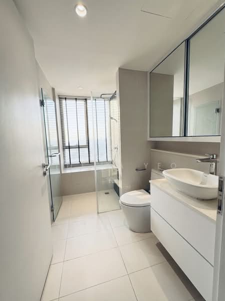 Kovan Residences, 5 Kovan Road, 4 Bedrooms, 1,765 sqft, Condominium For Rent, by Fidelia Yeo, 500130231 - Bathroom - PropertyGuru.com.sg
