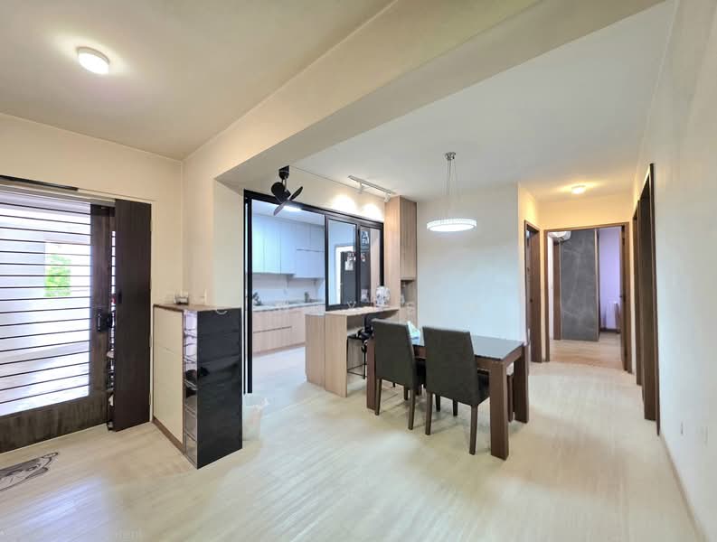 For Sale - 874C Tampines Street 85