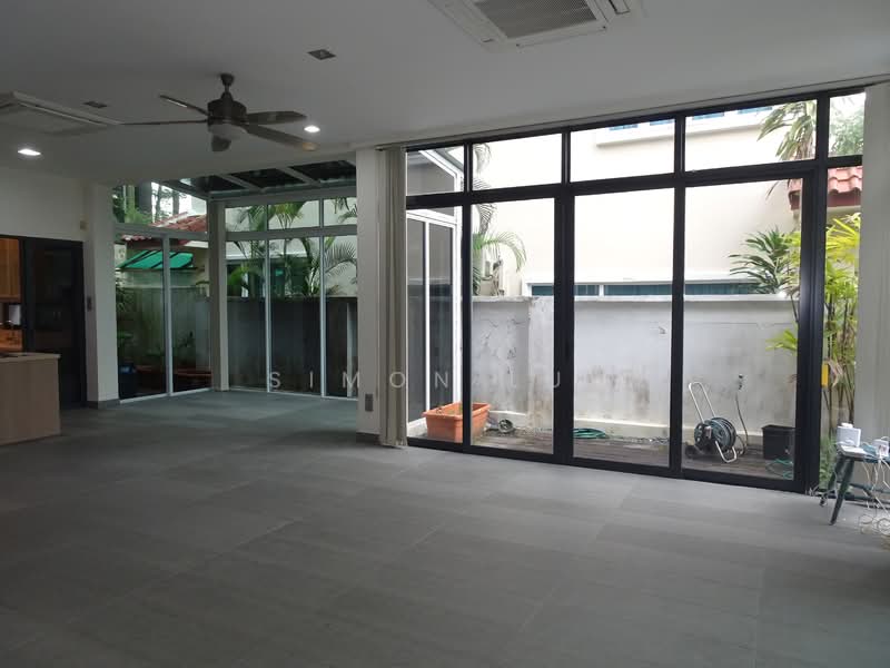 4 Storey Semi D with Panoramic View at Jalan Ampang, Jalan Ampang, 5 Bedrooms, 4,600 sqft, Semi-Detached House For Sale, by Simon Lui, 500130251 - Living Room - PropertyGuru.com.sg