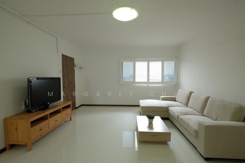 11 Eunos Crescent, 11 Eunos Crescent, 3 Bedrooms, 980 sqft, HDB Flat For Sale, by Margaret Chan, 500130257 - Living Room - PropertyGuru.com.sg