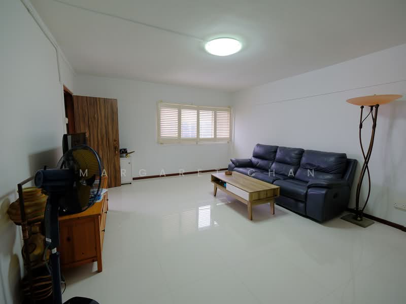 11 Eunos Crescent, 11 Eunos Crescent, 3 Bedrooms, 980 sqft, HDB Flat For Sale, by Margaret Chan, 500130257 - Living Room - PropertyGuru.com.sg