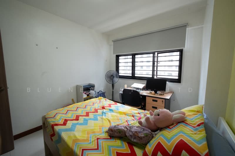 817B Keat Hong Link, 817B Keat Hong Link, 3 Bedrooms, 1,205 sqft, HDB Flat For Sale, by KENNETH CHUA, 500130261 - Bedroom - PropertyGuru.com.sg