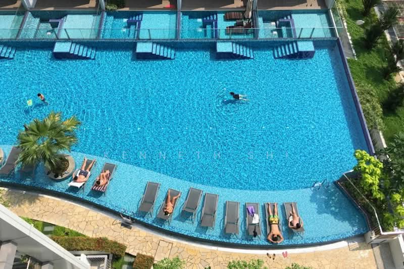 Eight Riversuites, 2 Whampoa East, 3 Bedrooms, 936 sqft, Condominium For Rent, by Kenneth Shi, 500130262 - Pool - PropertyGuru.com.sg