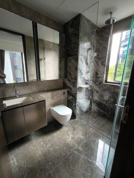 Leedon Green, 26 Leedon Heights, 3 Bedrooms, 1,044 sqft, Condominium For Sale, by Ben XIA 夏天鹏, 500130266 - Bathroom - PropertyGuru.com.sg