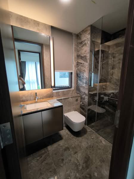 Leedon Green, 26 Leedon Heights, 3 Bedrooms, 1,044 sqft, Condominium For Sale, by Ben XIA 夏天鹏, 500130266 - Bathroom - PropertyGuru.com.sg