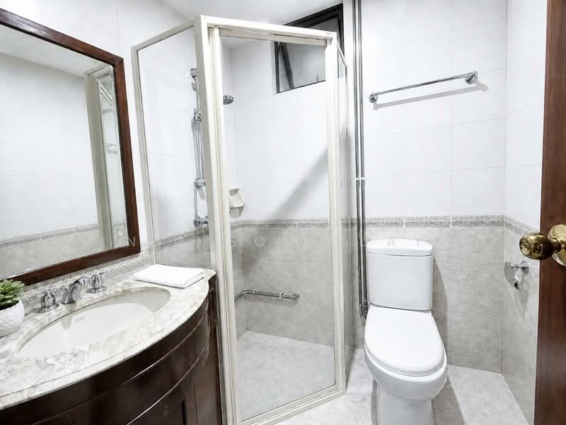 Fire Sale! 230k below value - 5min to Paya Lebar MRT, , 3 Bedrooms, 1,012 sqft, Condominium For Sale, by Nickson Guay, 500130268 - Bathroom - PropertyGuru.com.sg