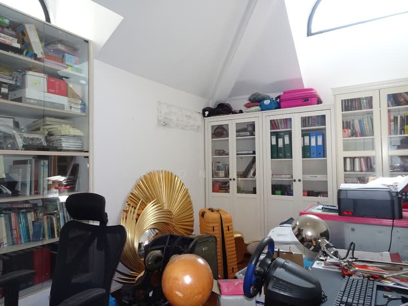 For Sale - Within 1km to Nanyang Primary @ Kings Road