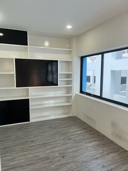 Macpherson fully fitted office, Paya Lebar Macpherson Road, 2,800 sqft, Office For Rent, by Lynette See, 500130296 - Interior - CommercialGuru.com.sg