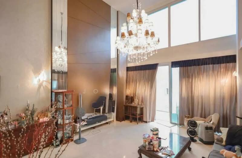 Bungalow by the Sea @ Wak Hassan, Wak Hassan, 8 Bedrooms, 8,442 sqft, Bungalow House For Sale, by Jon Lau, 500130297 - Living Room - PropertyGuru.com.sg
