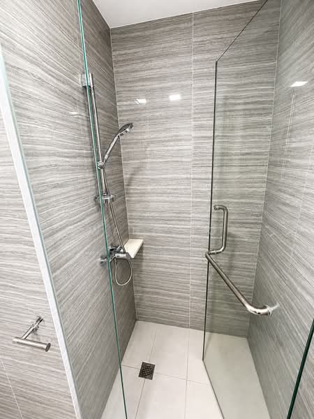 Kovan Regency, 40 Kovan Rise, 3 Bedrooms, 1,055 sqft, Condominium For Rent, by Wang JC, 500130300 - Bathroom - PropertyGuru.com.sg