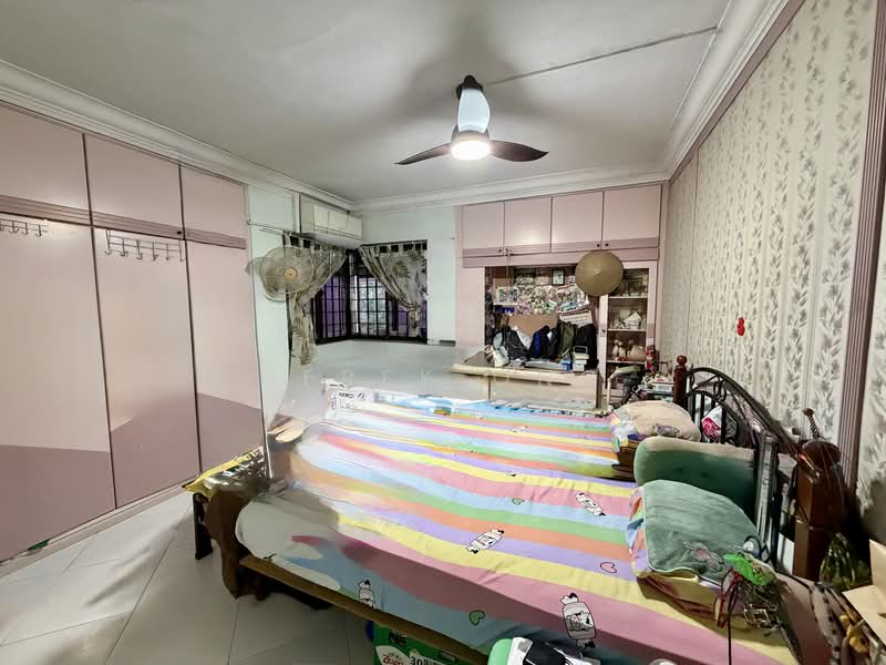 506 Pasir Ris Street 52, 506 Pasir Ris Street 52, 4 Bedrooms, 1,571 sqft, HDB Flat For Sale, by Derek Ong, 500130304 - Bedroom - PropertyGuru.com.sg