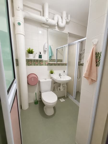 506 Pasir Ris Street 52, 506 Pasir Ris Street 52, 4 Bedrooms, 1,571 sqft, HDB Flat For Sale, by Derek Ong, 500130304 - Bathroom - PropertyGuru.com.sg