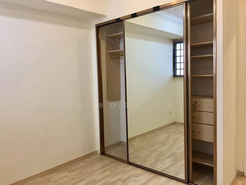 International Plaza, 10 Anson Road, 2 Bedrooms, 1,033 sqft, Apartment For Sale, by Sim Boon Hui, 500130315 - Interior - PropertyGuru.com.sg