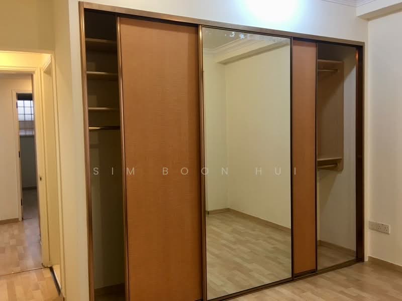 International Plaza, 10 Anson Road, 2 Bedrooms, 1,033 sqft, Apartment For Sale, by Sim Boon Hui, 500130315 - PropertyGuru.com.sg