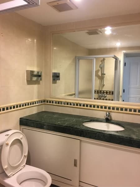 International Plaza, 10 Anson Road, 2 Bedrooms, 1,033 sqft, Apartment For Sale, by Sim Boon Hui, 500130315 - PropertyGuru.com.sg