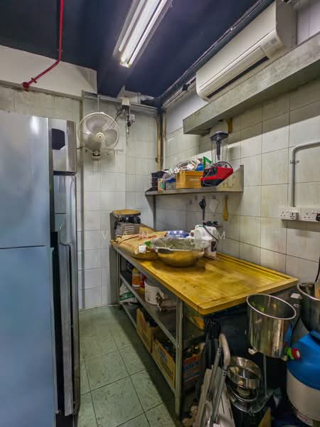 94 Lorong 4 Toa Payoh, , 2,228 sqft, Shop / Shophouse For Rent, by Ivan Lam, 500130319 - Kitchen - CommercialGuru.com.sg