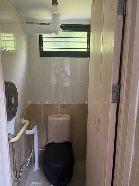 30 Telok Blangah Rise, 30 Telok Blangah Rise, 2 Bedrooms, 753 sqft, HDB Flat For Sale, by Robert Foo, 500130323 - Bathroom - PropertyGuru.com.sg