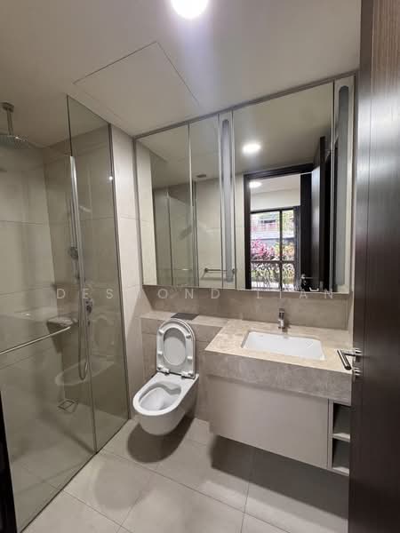 Forett at Bukit Timah, 32A Toh Tuck Road, 2 Bedrooms, 721 sqft, Condominium For Rent, by Desmond Lian, 500130325 - Bathroom - PropertyGuru.com.sg