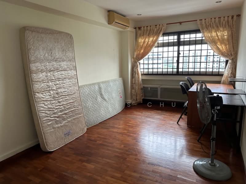 262 Boon Lay Drive, 262 Boon Lay Drive, Room Rental, 130 sqft, HDB Flat For Rent, by Gary H S Chua, 500130345 - Study - PropertyGuru.com.sg