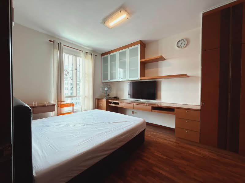 Yishun Emerald, 20 Canberra Drive, 4 Bedrooms, 1,356 sqft, Condominium For Sale, by Hyqal Rayyan Boh, 500130350 - Bedroom - PropertyGuru.com.sg