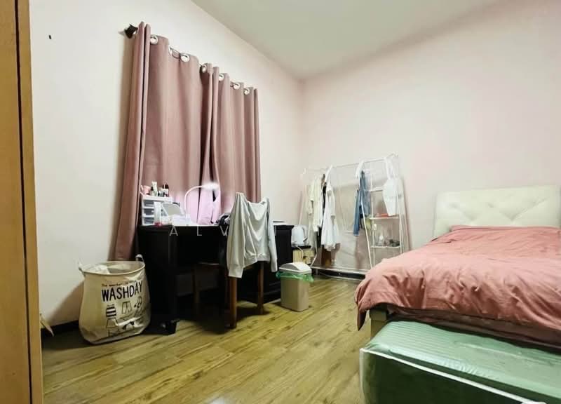 656C Jurong West Street 61, 656C Jurong West Street 61, 4 Bedrooms, 1,200 sqft, HDB Flat For Rent, by Alvin Tay, 500130352 - Bedroom - PropertyGuru.com.sg