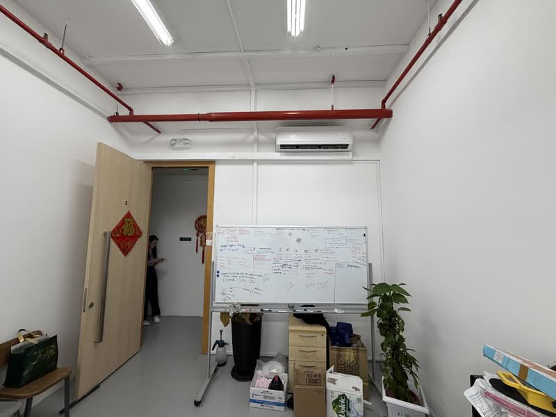 Paya Ubi Industrial Park, 51 Ubi Avenue 1, 255 sqft, Light Industrial (B1) For Rent, by Zeno ., 500130353 - Interior - CommercialGuru.com.sg