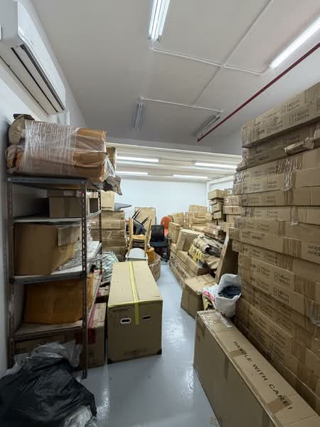Paya Ubi Industrial Park, 51 Ubi Avenue 1, 255 sqft, Light Industrial (B1) For Rent, by Zeno ., 500130353 - Interior - CommercialGuru.com.sg