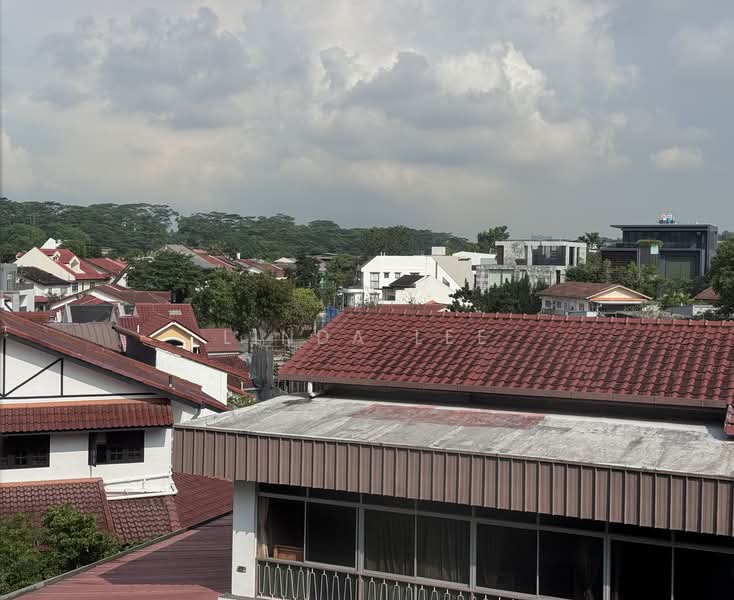 Namly Garden/ Namly Estate/ Shamrock Park, Namly Garden, 4 Bedrooms, 3,700 sqft, Detached House For Rent, by Linda Lee, 500130355 - Exterior - PropertyGuru.com.sg