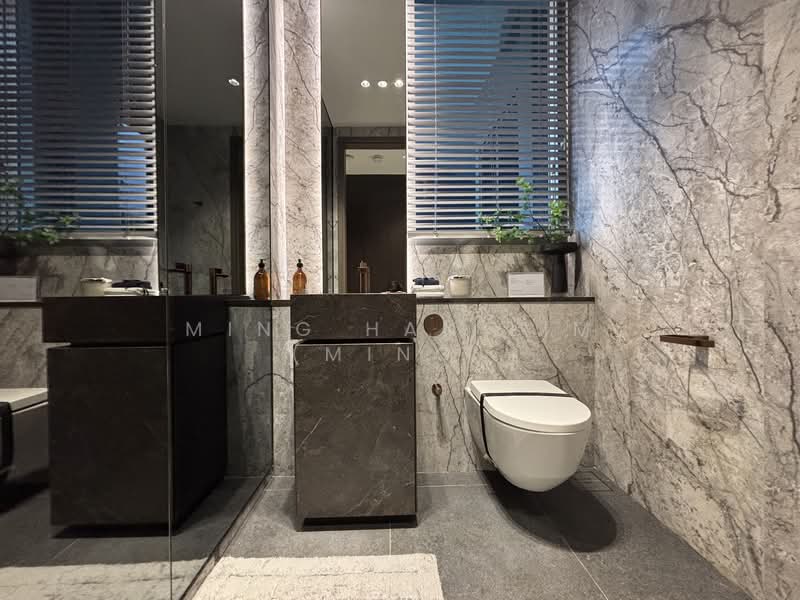 Promenade Peak, 1 Zion Road, 4 Bedrooms, 1,421 sqft, Condominium For Sale, by Ming Han Lim (Ming), 500130369 - Bathroom - PropertyGuru.com.sg