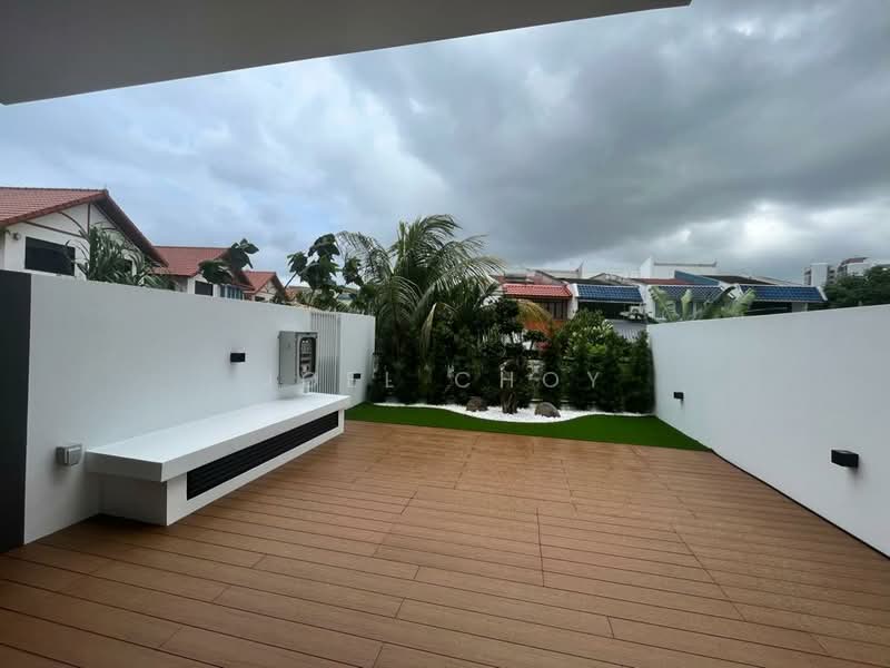 3 years old! Like New! 7000sqft build-up, 4 levels Terrace with 11.5m Pool plus Lift! Well Designed!, Da Sliva Lane, 5 Bedrooms, 6,987 sqft, Terraced House For Sale, by Joel Choy, 500130375 - Exterior - PropertyGuru.com.sg