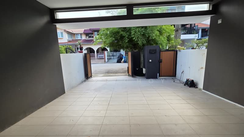 3 years build! Like New! 7000sqft build-up, 4 levels with 11.5m Pool, Lift! Unblocked Views!, Da Sliva Lane, 5 Bedrooms, 6,987 sqft, Terraced House For Sale, by Joel Choy, 500130375 - Exterior - PropertyGuru.com.sg