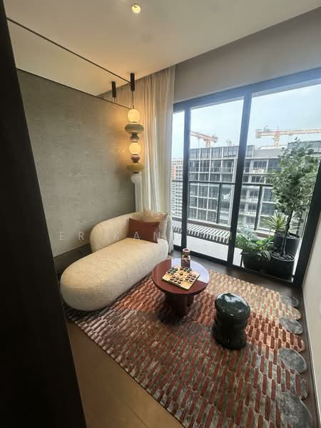 Tembusu Grand, 98 Jalan Tembusu, 5 Bedrooms, 2,691 sqft, Condominium For Sale, by Er Kang Lin, 500130376 - Living Room - PropertyGuru.com.sg