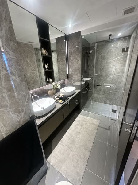 Tembusu Grand, 98 Jalan Tembusu, 5 Bedrooms, 2,691 sqft, Condominium For Sale, by Er Kang Lin, 500130376 - Bathroom - PropertyGuru.com.sg