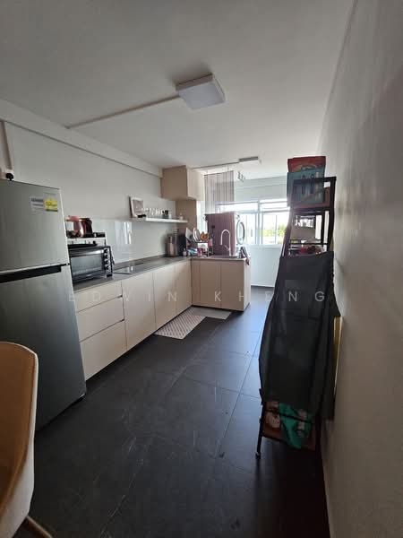 157 Bedok South Avenue 3, 157 Bedok South Avenue 3, Room Rental, 120 sqft, HDB Flat For Rent, by Edwin Kheng, 500130377 - Kitchen - PropertyGuru.com.sg