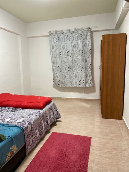105 Clementi Street 12, 105 Clementi Street 12, 2 Bedrooms, 721 sqft, HDB Flat For Rent, by TENGKU SHAHRUL, 500130398 - Bedroom - PropertyGuru.com.sg