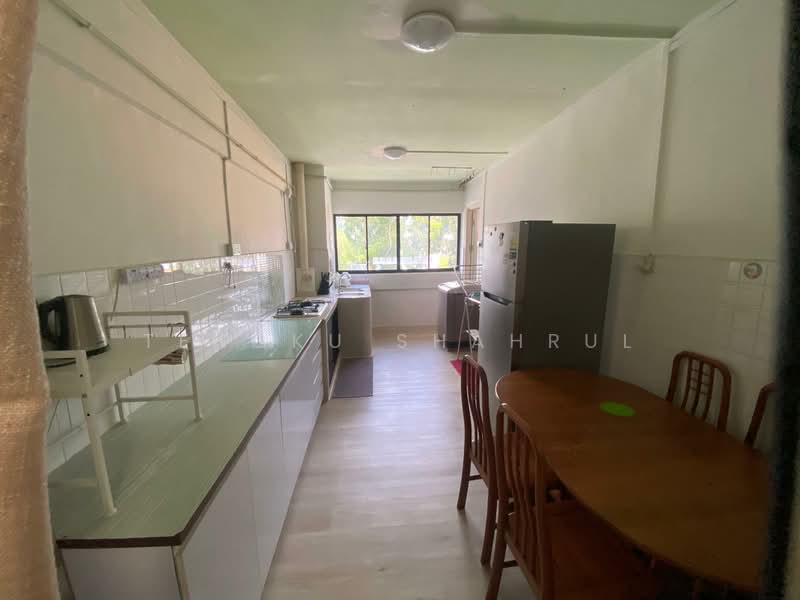 105 Clementi Street 12, 105 Clementi Street 12, 2 Bedrooms, 721 sqft, HDB Flat For Rent, by TENGKU SHAHRUL, 500130398 - Kitchen - PropertyGuru.com.sg