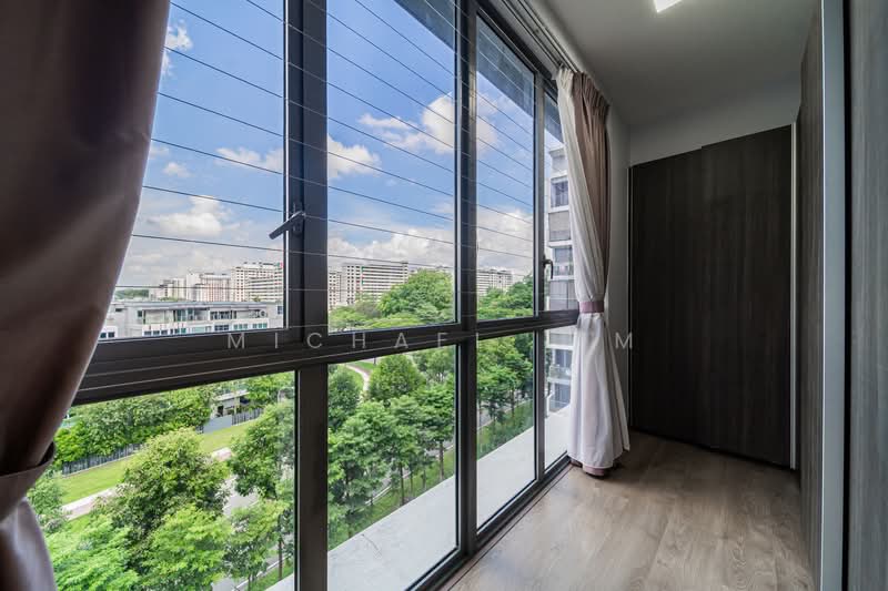 The Visionaire, 170 Canberra Drive, 4 Bedrooms, 1,313 sqft, Executive Condominium For Sale, by Michael Lim, 500130406 - Master Wardrobe - PropertyGuru.com.sg