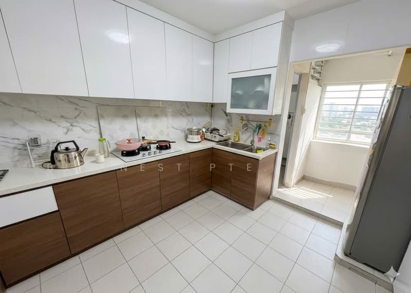 40 Jalan Rumah Tinggi, 40 Jalan Rumah Tinggi, 3 Bedrooms, 1,065 sqft, HDB Flat For Sale, by KENNETH CHUA, 500130418 - Kitchen - PropertyGuru.com.sg