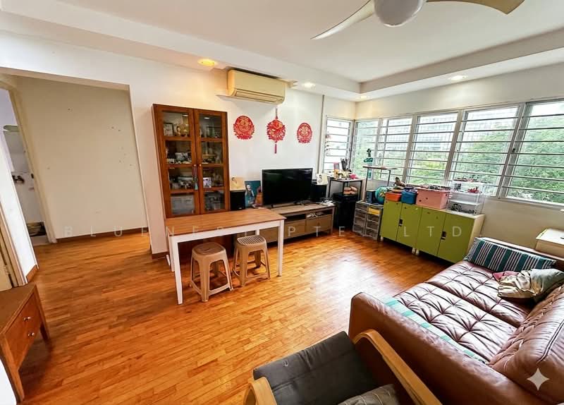 40 Jalan Rumah Tinggi, 40 Jalan Rumah Tinggi, 3 Bedrooms, 1,065 sqft, HDB Flat For Sale, by KENNETH CHUA, 500130418 - Living Room - PropertyGuru.com.sg