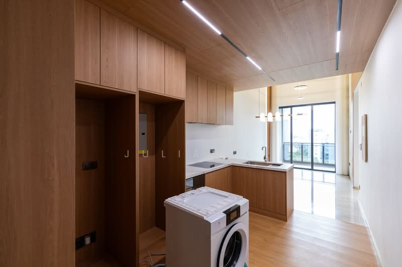 Leedon Green, 28 Leedon Heights, 2 Bedrooms, 840 sqft, Condominium For Sale, by Julian Li, 500130419 - Kitchen - PropertyGuru.com.sg