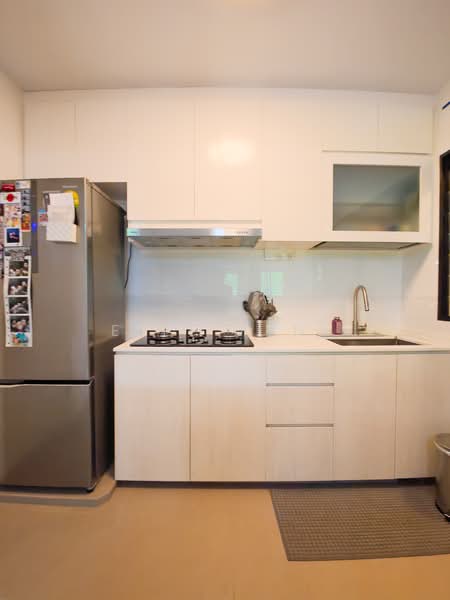 467A Bukit Batok West Avenue 9, 467A Bukit Batok West Avenue 9, 3 Bedrooms, 1,001 sqft, HDB Flat For Sale, by Elfi Muni, 500130420 - Kitchen - PropertyGuru.com.sg